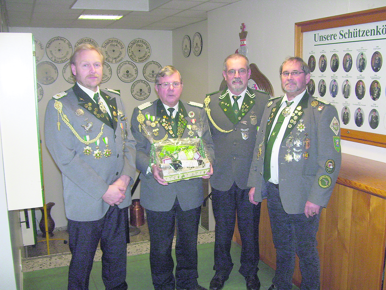 Bei der Siegerehrung (v. li.): Dirk Vater, Klaus Ehrhardt, Dieter Koch und Uwe Kasteinke-Nowack