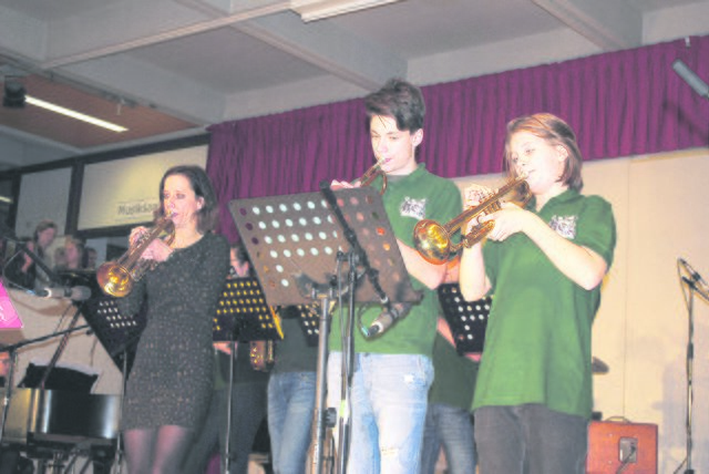 Starker Auftritt: Konzert-Mitorganisatorin Meike Böge spielte mit der Schul-Jazzband "Trøt"