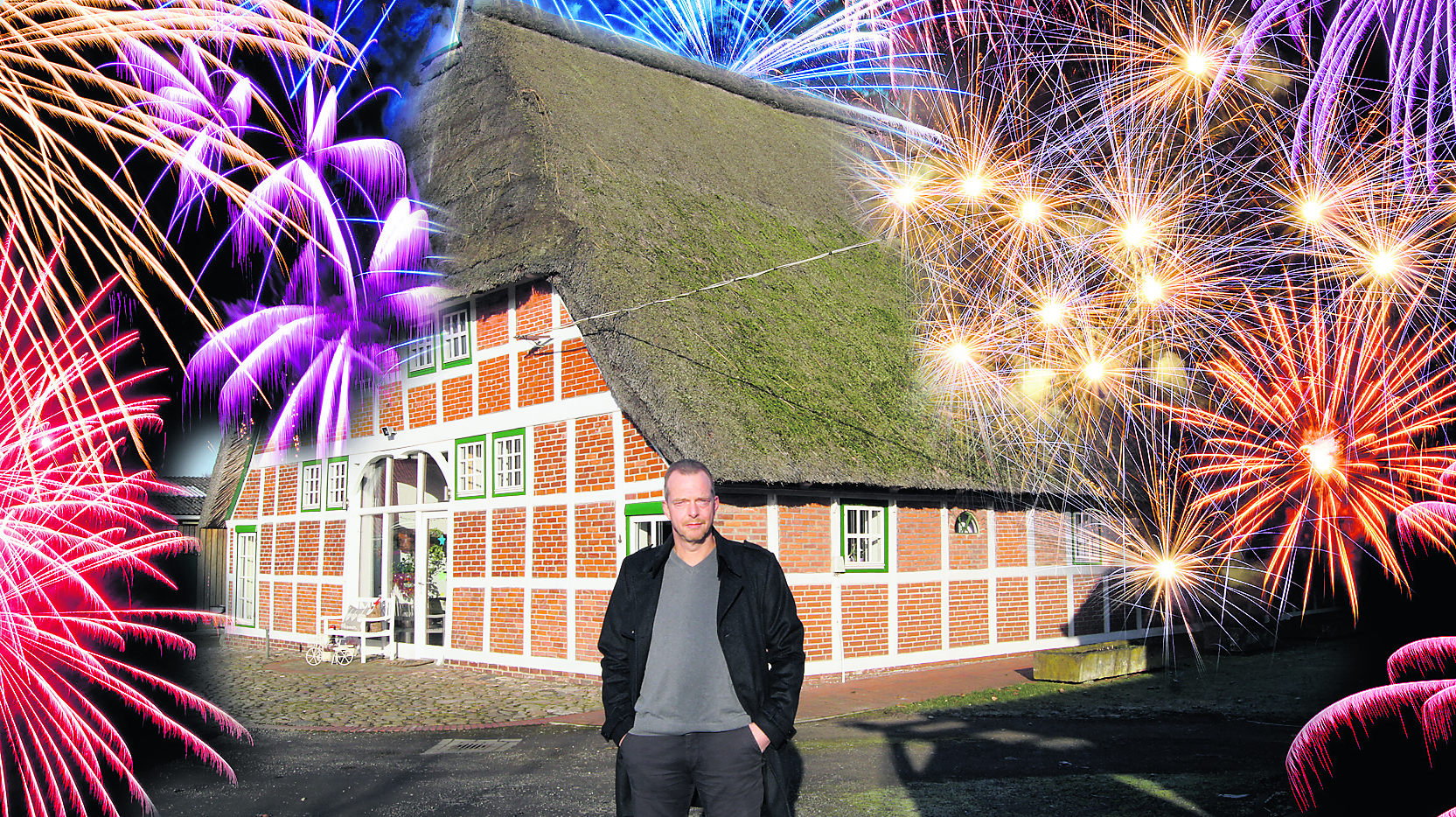 Reetdachhaus-Besitzer Gido Henze hat Angst, dass sein Haus durch Feuerwerk zerstört werden könnte