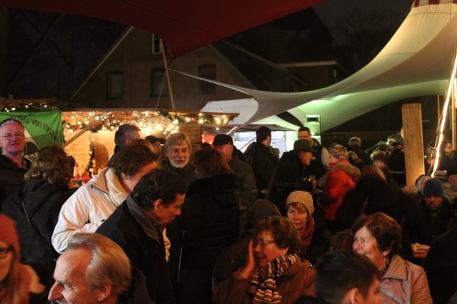 Rund 1.000 Jesteburger besuchten den Weihnachtsmarkt