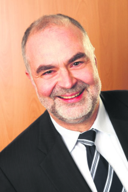 Gerhard Oestreich, Vorstandsvertreter und Direktor für den Regionalbereich Süd, freut sich auf das Spiel