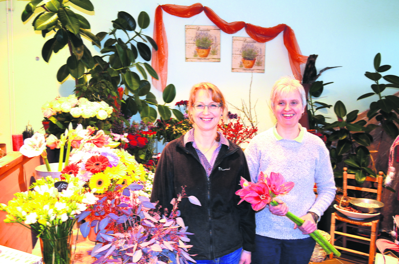 Inhaberin Heike v. Piechowski (li.) und Sandra Otto
freuen sich auf das Firmenjubiläum