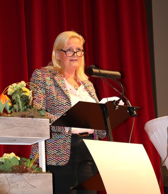 Martina Oertzen dankte in ihrer Rede auch den vielen Ehrenamtlichen, "ohne die in Seevetal vieles nicht möglich wäre"