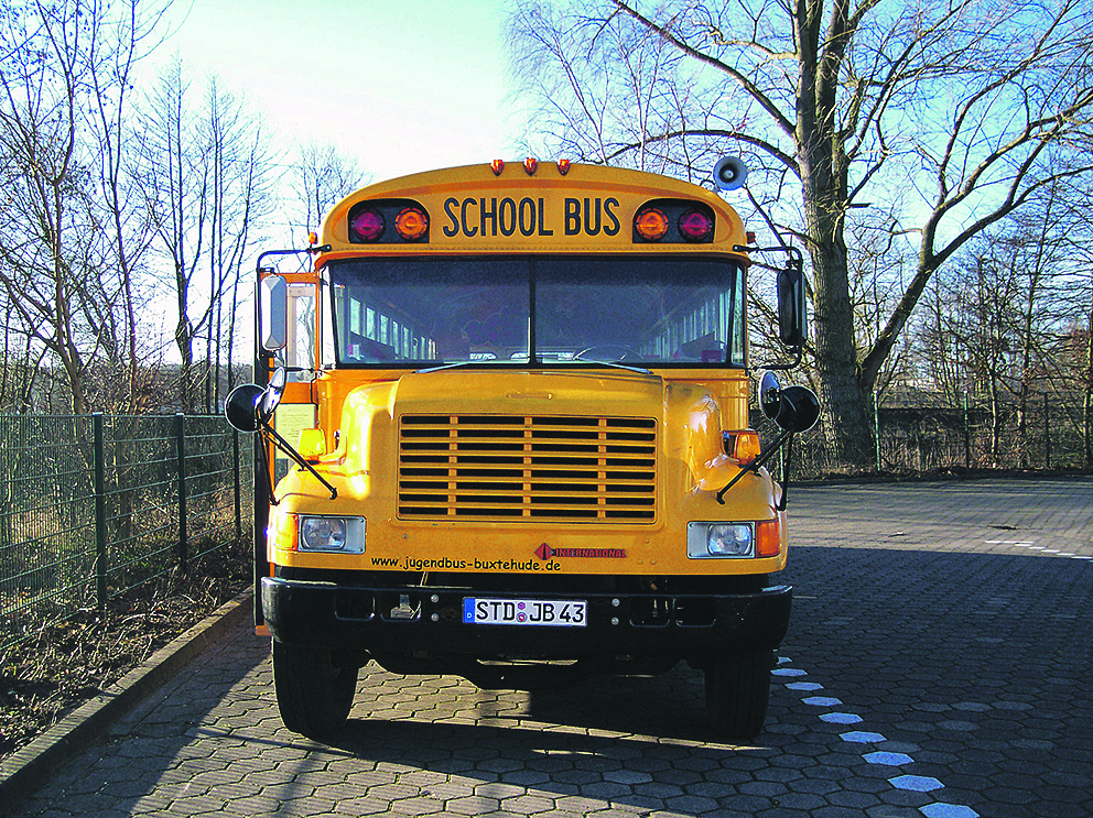 Der ehemalige amerikanische Schulbus wurde einige Jahre als mobiler Jugendtreff genutzt