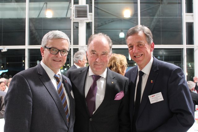 Landrat Michael Roesberg, Gastgeber Werner Leuchtenberger und Helmut Dammann Tamke (MdL, CDU Niedersachsen)