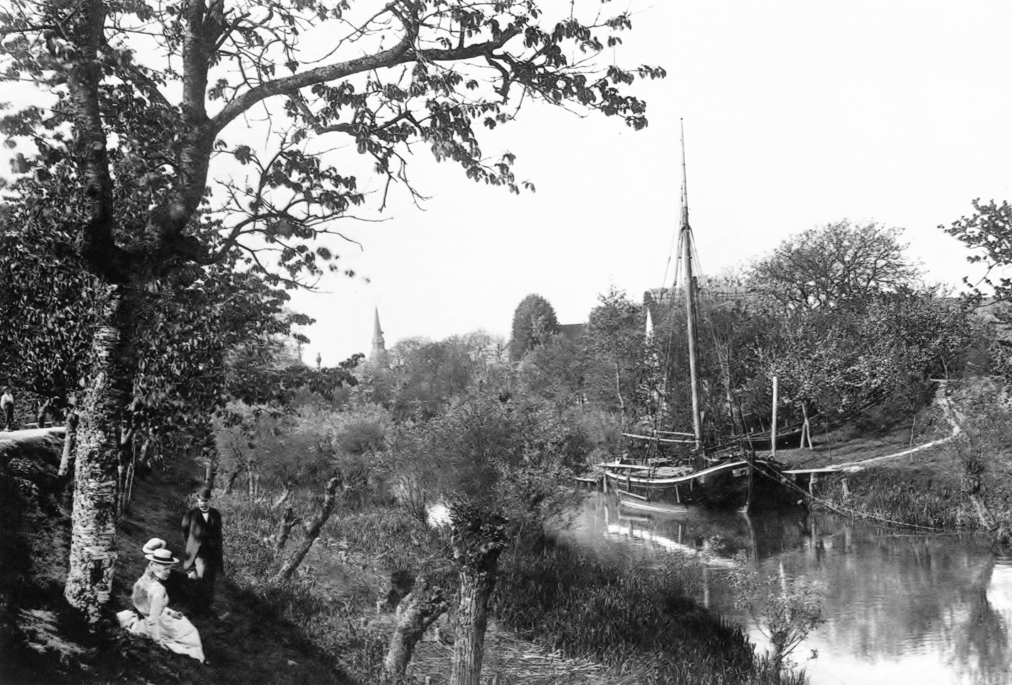 Idylle an der Lühe in Steinkirchen um 1900. Die "Nixe" hieß damals noch "Der junge Johann"