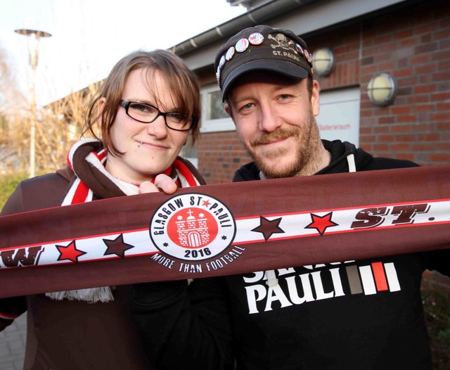 Maya und Markus vom St. Pauli-Fan-Club