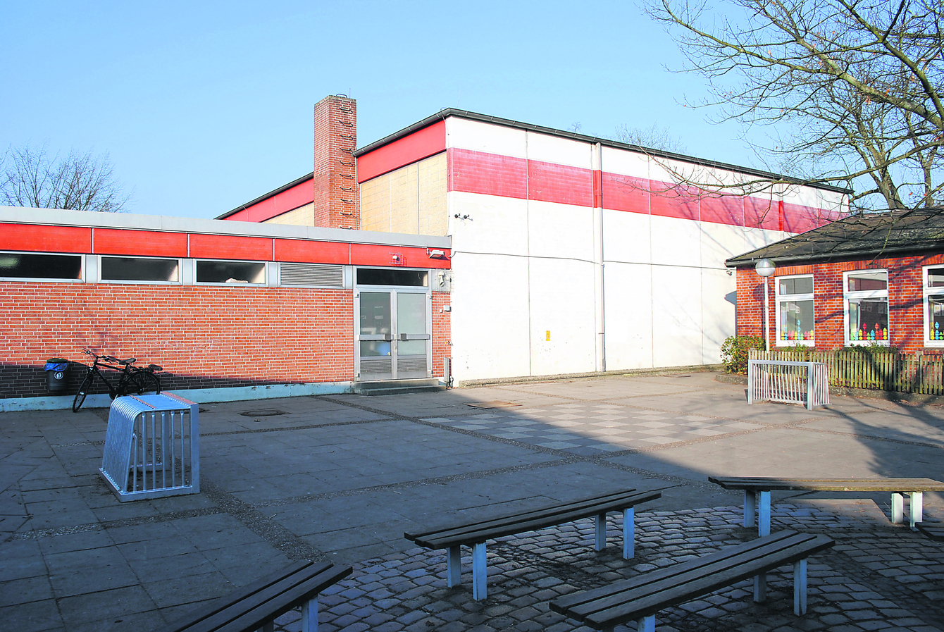 Soll abgerissen wund gegen einen Schulneubau ersetzt werden: die alte Sporthalle der Alten Stadtschule