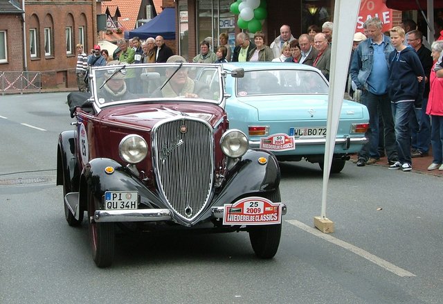 Bei der 10. Oldtimerrallye "Niederelbe Classics" am 15. Juli fahren die Teilnehmer durch Harsefeld