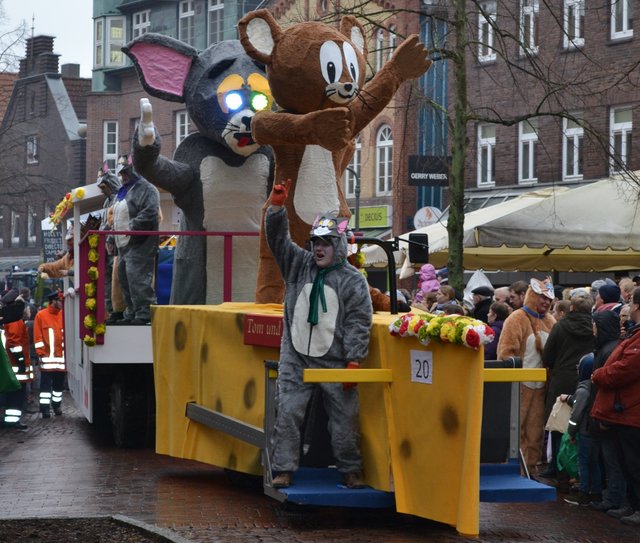 Eine niemals endende Jagd: Tom und Jerry von der Baugruppe Bathke