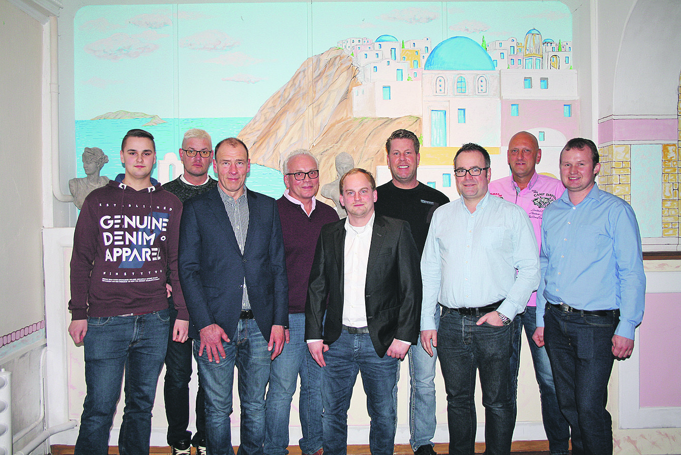 Der neue Vorstand des MGM rund um die Vorsitzenden Marc Krüger (Mitte) und Michael Derboven (4. v. re.)