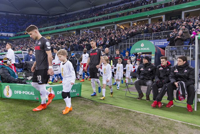 07.02.2017, Hamburg, Hamburger Sv vs. 1.FC Köln© Thorsten Baering Thielickestieg 1, 20459 Hamburg, Tel. +49 40 435160, Mobil +49 171 78 48 908, foto@baering.de, www.baering.deHypovereinsbank Hamburg, IBAN DE22200300000002602175, Finanzamt Hamburg Mitte, Steuernummer 48/010/00369 Steuer ID: DE118289524