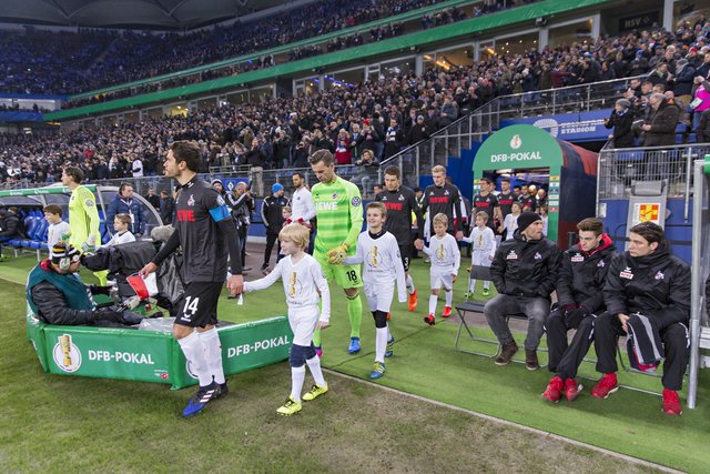 07.02.2017, Hamburg, Hamburger Sv vs. 1.FC Köln© Thorsten Baering Thielickestieg 1, 20459 Hamburg, Tel. +49 40 435160, Mobil +49 171 78 48 908, foto@baering.de, www.baering.deHypovereinsbank Hamburg, IBAN DE22200300000002602175, Finanzamt Hamburg Mitte, Steuernummer 48/010/00369 Steuer ID: DE118289524