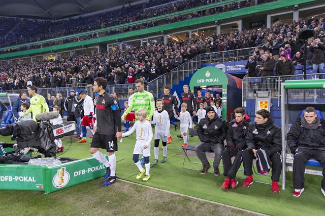 07.02.2017, Hamburg, Hamburger Sv vs. 1.FC Köln© Thorsten Baering Thielickestieg 1, 20459 Hamburg, Tel. +49 40 435160, Mobil +49 171 78 48 908, foto@baering.de, www.baering.deHypovereinsbank Hamburg, IBAN DE22200300000002602175, Finanzamt Hamburg Mitte, Steuernummer 48/010/00369 Steuer ID: DE118289524