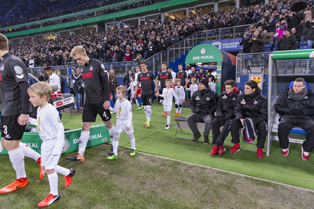 07.02.2017, Hamburg, Hamburger Sv vs. 1.FC Köln© Thorsten Baering Thielickestieg 1, 20459 Hamburg, Tel. +49 40 435160, Mobil +49 171 78 48 908, foto@baering.de, www.baering.deHypovereinsbank Hamburg, IBAN DE22200300000002602175, Finanzamt Hamburg Mitte, Steuernummer 48/010/00369 Steuer ID: DE118289524
