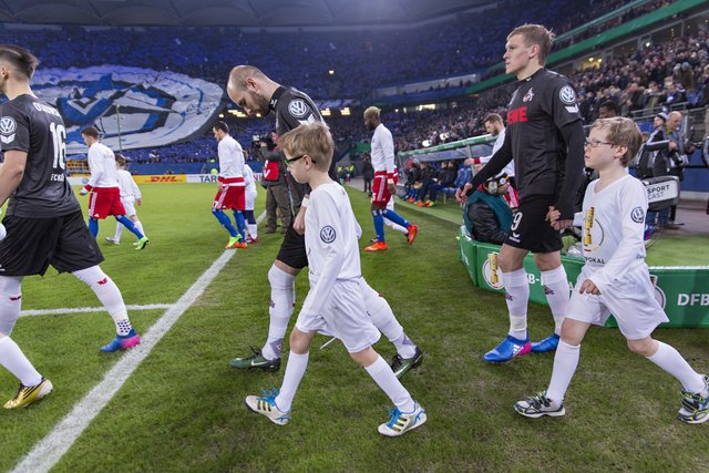 07.02.2017, Hamburg, Hamburger Sv vs. 1.FC Köln© Thorsten Baering Thielickestieg 1, 20459 Hamburg, Tel. +49 40 435160, Mobil +49 171 78 48 908, foto@baering.de, www.baering.deHypovereinsbank Hamburg, IBAN DE22200300000002602175, Finanzamt Hamburg Mitte, Steuernummer 48/010/00369 Steuer ID: DE118289524