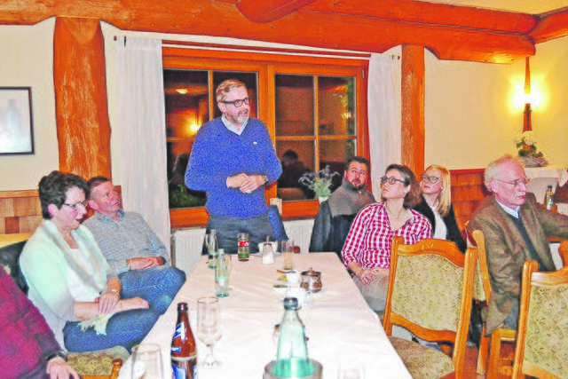 "Natürlich leben wir mit der Autobahn, die ja auch wichtig für Hollenstedt als Wirtschaftsstandort ist. Aber wir leiden hier vor Ort unter dem Lärm", sagte Hollenstedts Samtgemeinde-Bürgermeister Heiner Albers