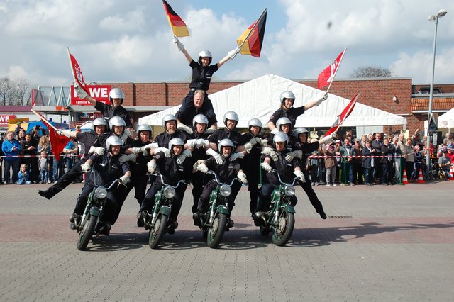 Sorgte mit ihrer Show für Begeisterung - die Motorradstaffel der Hamburger Polizei
