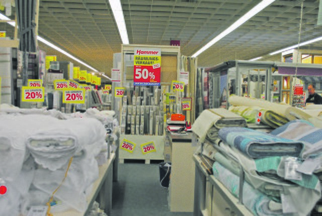 Schnäppchenjagd in der Gardinenabteilung