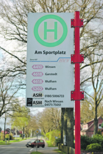 Soll nur noch reduziert unterstützt werden: die auch in Vierhöfen am Sportplatz haltende Buslinie 4410