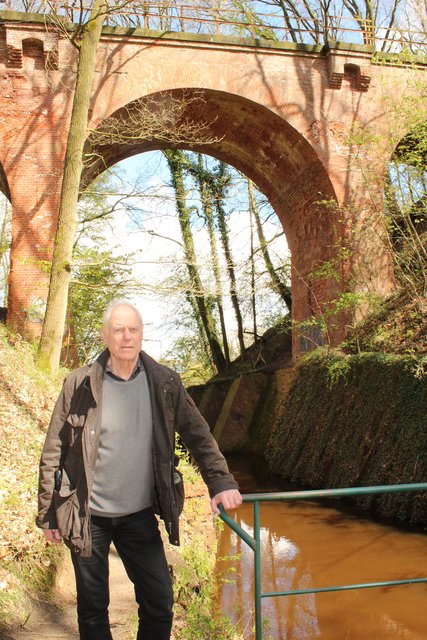 Lutz Hauschild möchte die Viadukte -hier das in Staersbeck - für die Nachwelt erhalten