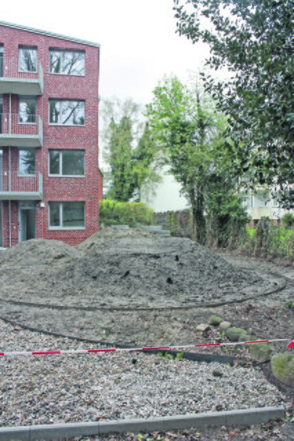 Ob das passt? Hier sollen später weitere Parkplätze entstehen