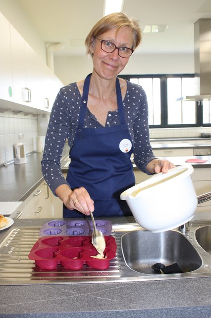 Elisabeth Hoppe backte mit den kleinen Gästen Muffins