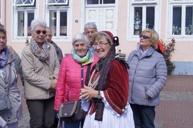 Gästeführerin Helga Feindt in Aktion
