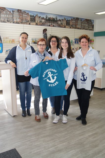 Das Team der Tourist-Info (v. li.) Kristina Schönberg, SigridBeushausen, Bianka Stahl, Janina Possel und Nicole Wegner
