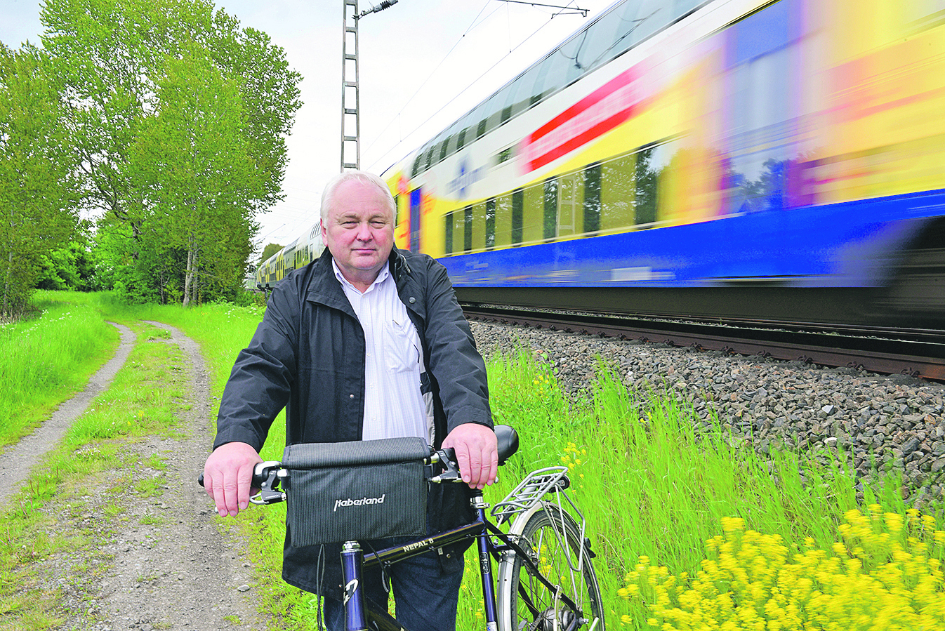 Der CDU-Landtagsabgeordnete Heiner Schönecke mahnt Ergebnisse für den Radwegbau zwischen Buxtehude und Neu Wulnstorf an