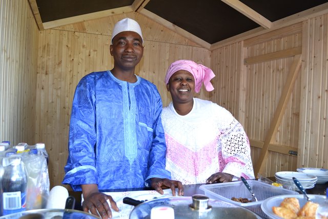 Boten afrikanische Spezialitäten: Sadou und Mariama