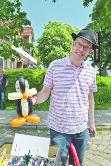 Luftballontiere bastelte Zauberer Rumburak für die Kinder
