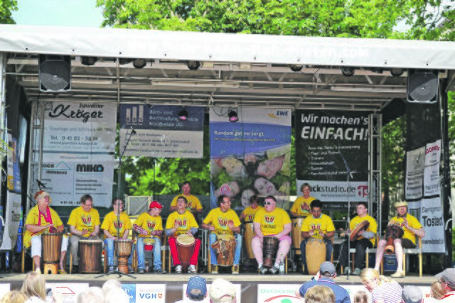 Die Gruppe "Schlagwerk" der Lebenshilfe Lüneburg-Harburg aus Buchholz
