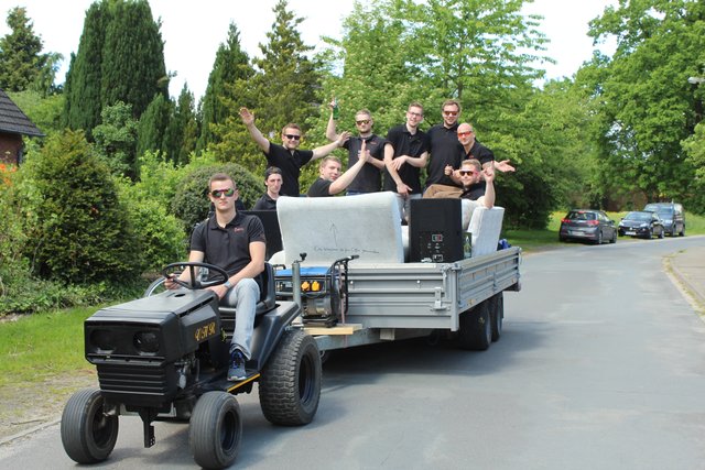 Bei diesen Jungs aus Klecken ist die Stimmung super