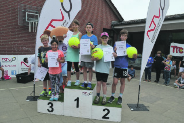 Die Sieger der dritten und vierten Klassen (v. li.): Marvin, Zaira, Jessica, Lennard, Rieke und Max