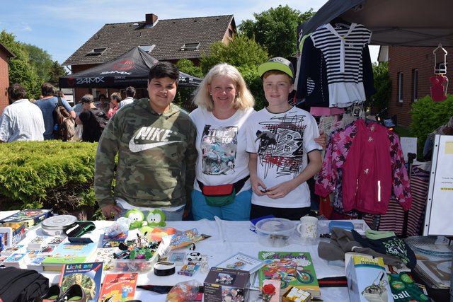 Flohmarkt Ashausen Rund 10.000 Besucher kamen nach Stelle Stelle