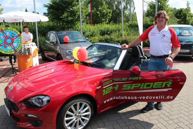 Fiat 124 Spider - ein schmuckes Spaßauto: Stefan Vedovelli
