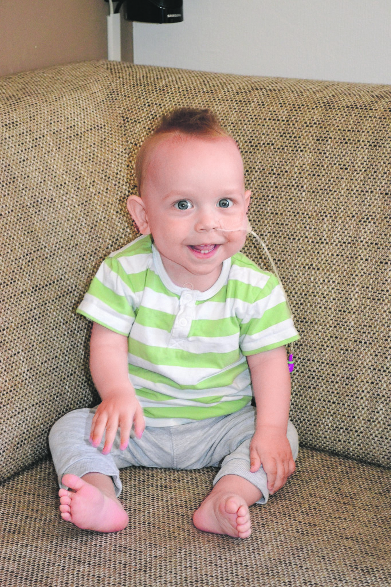 Löwenstarker Lenn Leevi / Einjähriger braucht dringendeine Esstherapie