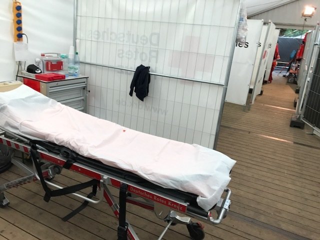 Im Behandlungszelt werden die Patienten erstversorgt. Am Samstag wurde ein Festival-Besucher mit Verdacht auf Herzinfarkt gleich weiter ins Krankenhaus gebracht