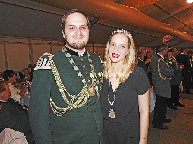 Jungschützenkönig Sven Kilianski, „der Spielmann“ und Jungschützenkönigin Berenike Peters, „die Draufgängerin“ | Foto: privat