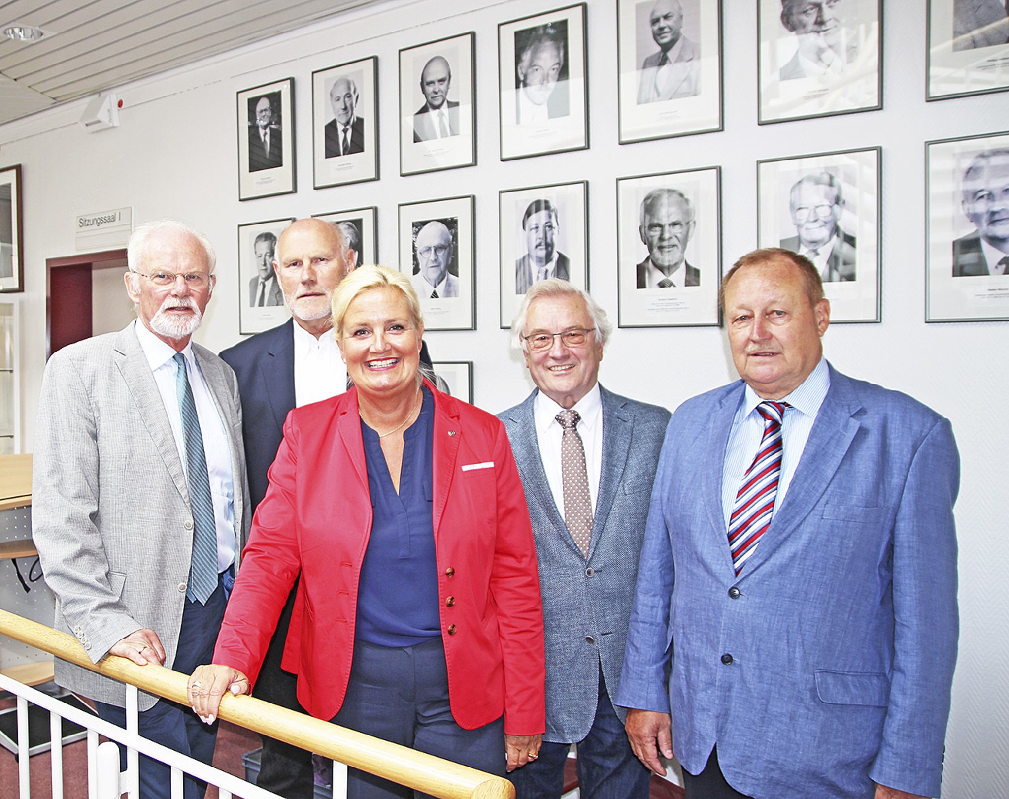 Ahnengalerie erweitert: Seevetal zeichnet ehemalige Ortsbürgermeister ...