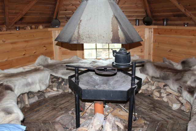 Im Garten hat Cord Hinrich Blanke eine "Kota" (Grill- und Saunahütte) gebaut