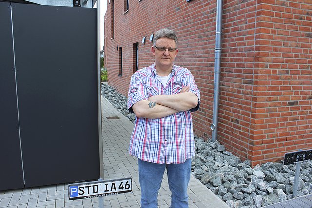 Maik Vollmers wohnt erst seit wenigen Wochen am Sprehenweg
