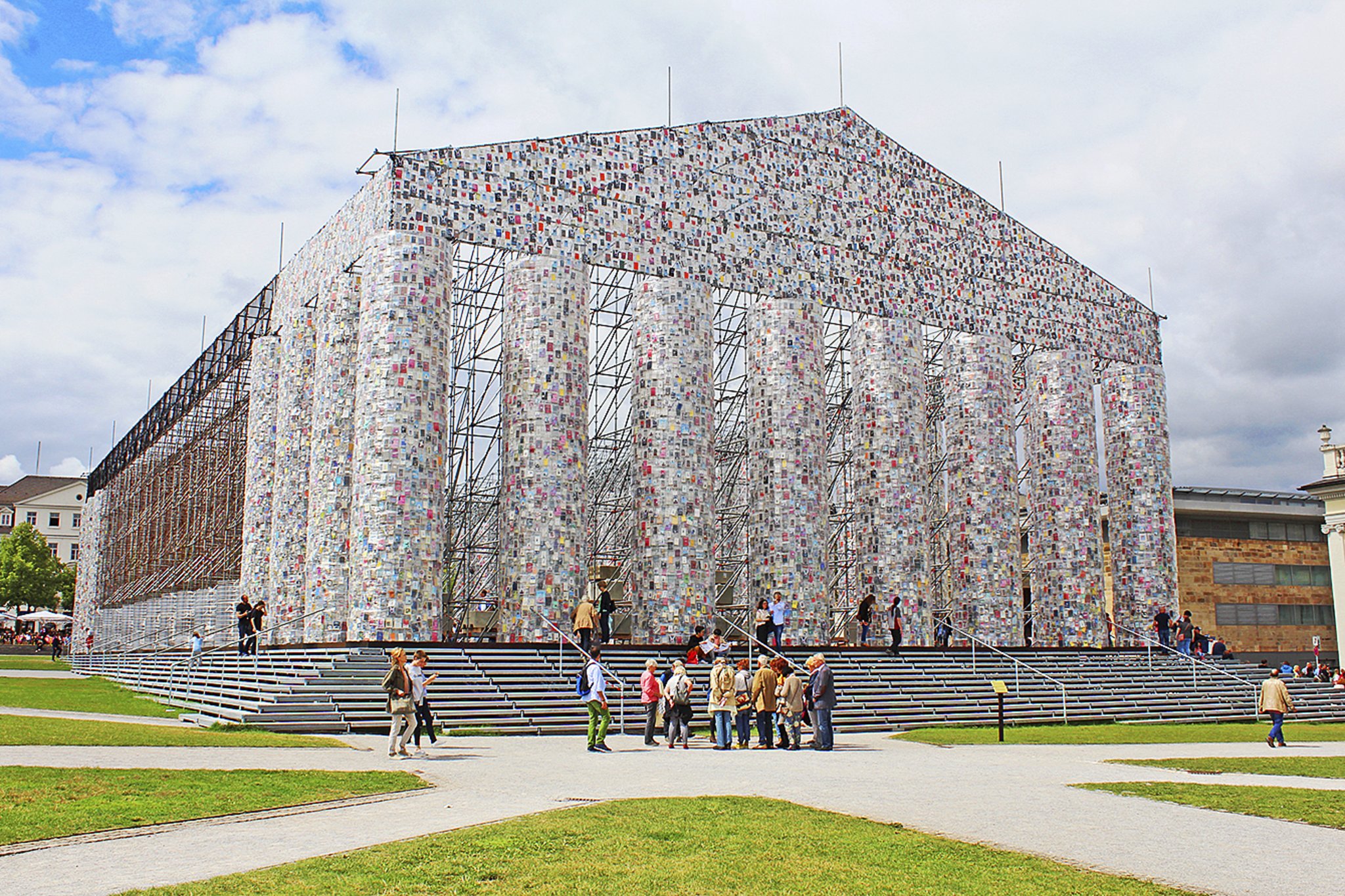 Eine Stadt Wird Zum Gesamtkunstwerk Documenta In Kassel Rosengarten Eine Stadt Wird Zum Gesamtkunstwerk Documenta In Kassel Rosengarten