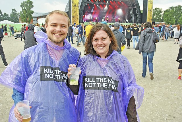 Kamen frisch verheiratet zum Festival: David Gudmundsson und Ehefrau Susann aus Hamburg