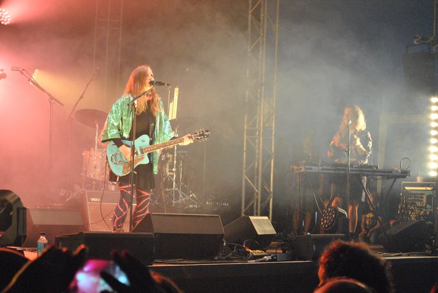 Begeisterte das Publikum im Zeltraum: Judith Holofernes, auf Solopfaden wandelnde Ex-Frontfrau der Band "Wir sind Helden"