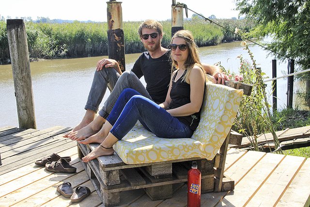 Lisa Fischbach und Timo Umland entspannen vor dem großen Trip