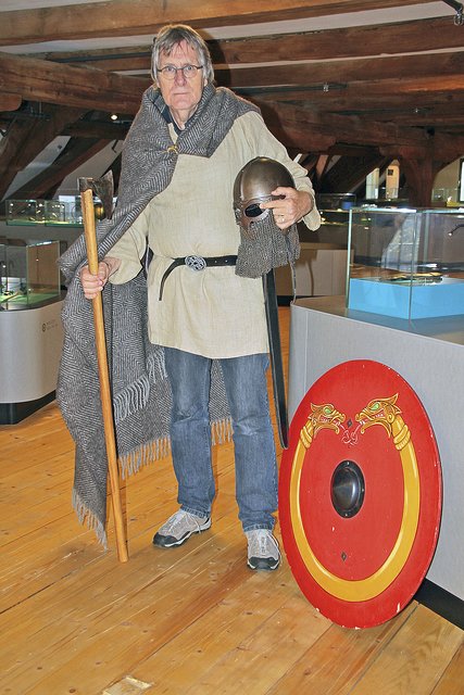 Chef-Museumspädagoge Hans-Georg Ehlers als Wikinger