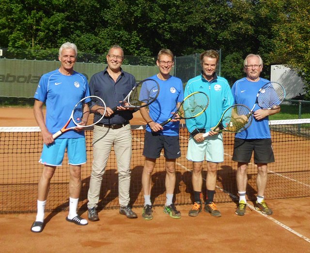 Das erfolgreche Herren-50-Team des TC Blau-Weiß Salzhausen