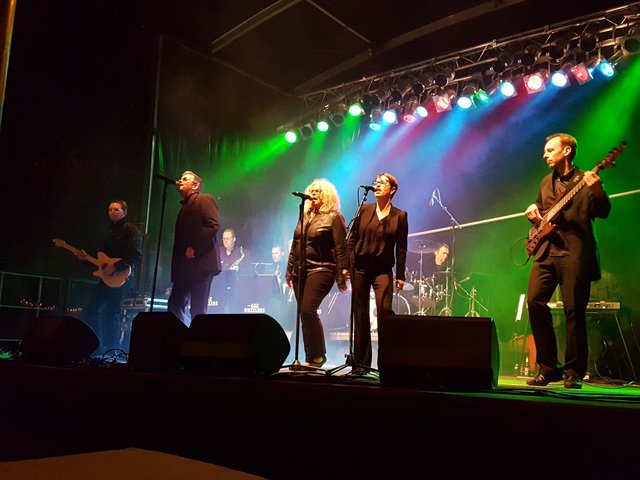 Starke Soul-Show: "The Gaz Guzzlers" spielten am Samstag auf der großen Bühne